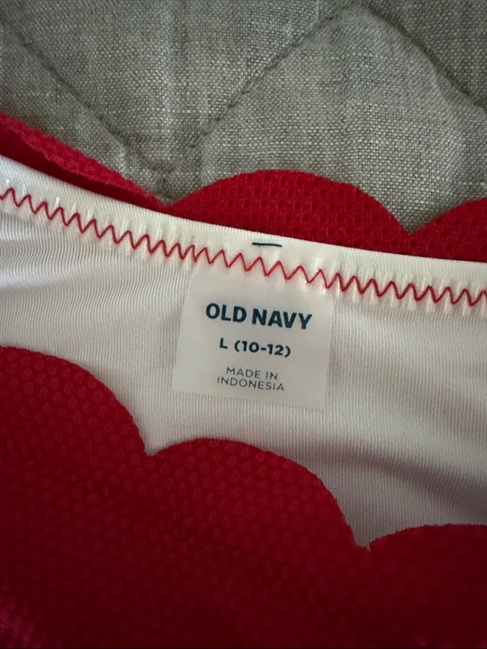 Old Navy Red One-Shoulder Scallop Trim Textured Swim Set
